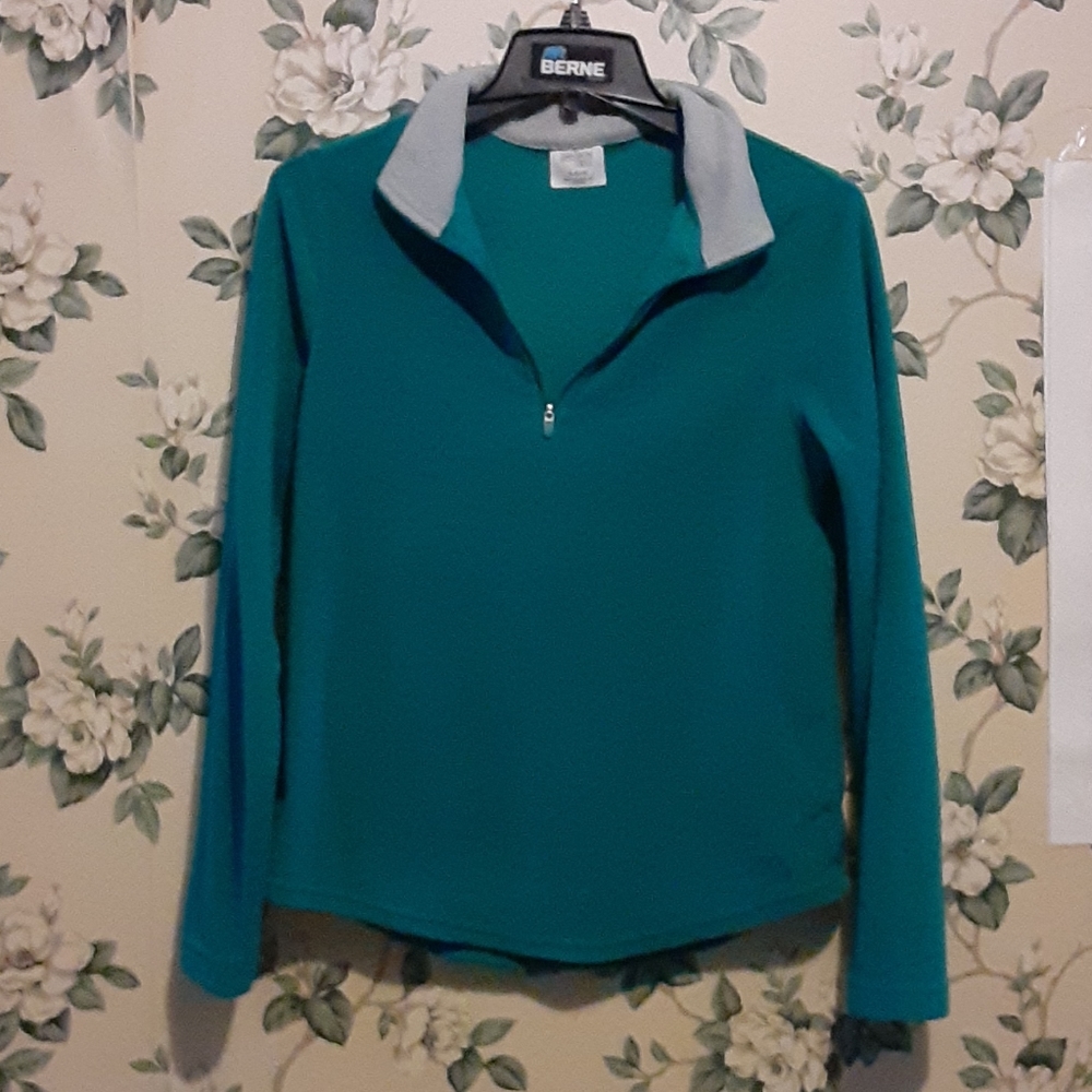 Light weight fleece jacket